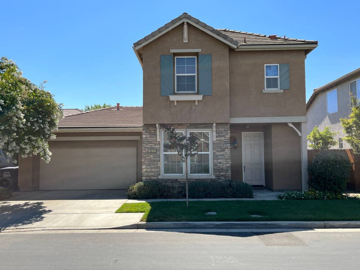 House for rent at 3211 N Memory St, Visalia, CA 93291