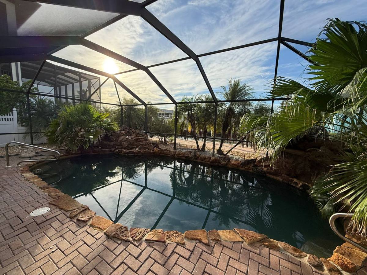 Apartment for rent at 247 Curlew St, Fort Myers Beach, FL 33931