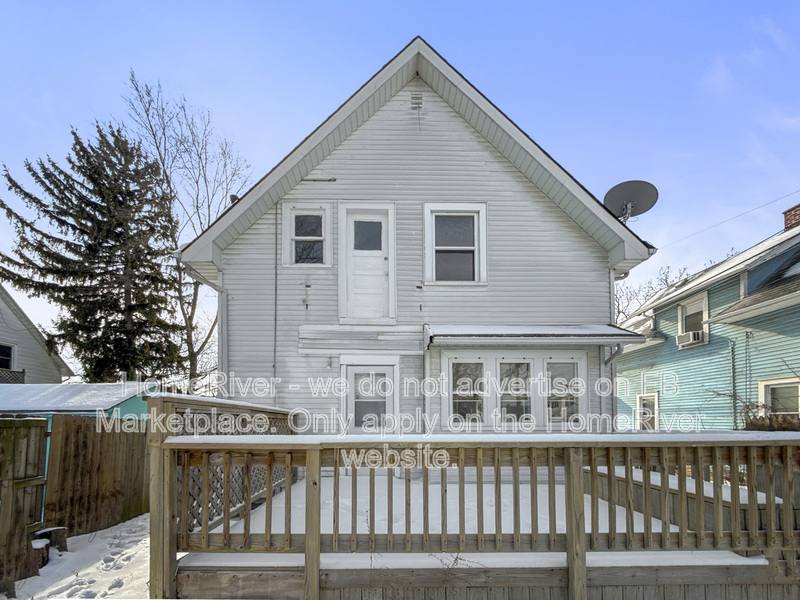 House for rent at 1014 Berdan Ave, Toledo, OH 43612