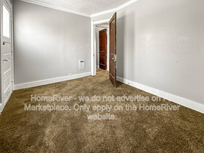 House for rent at 1014 Berdan Ave, Toledo, OH 43612