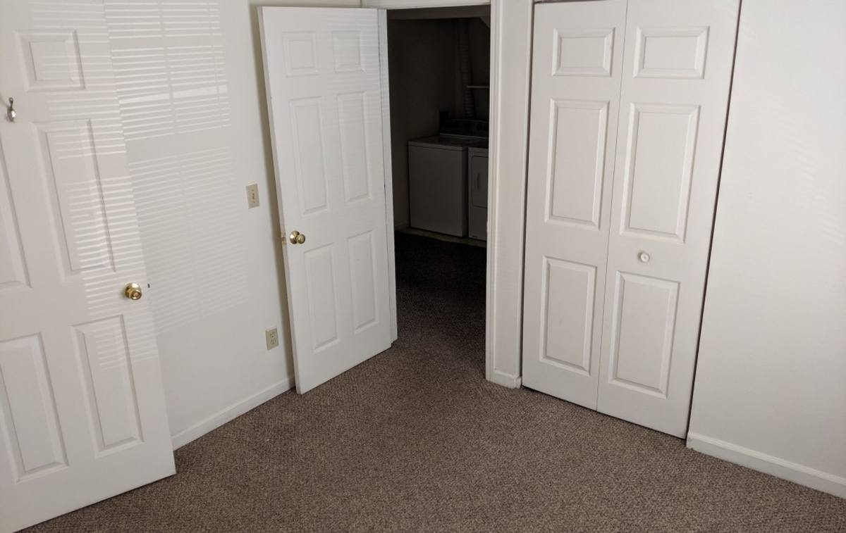 Apartment for rent at 1205 Rushmoore Dr, Dekalb, IL 60115