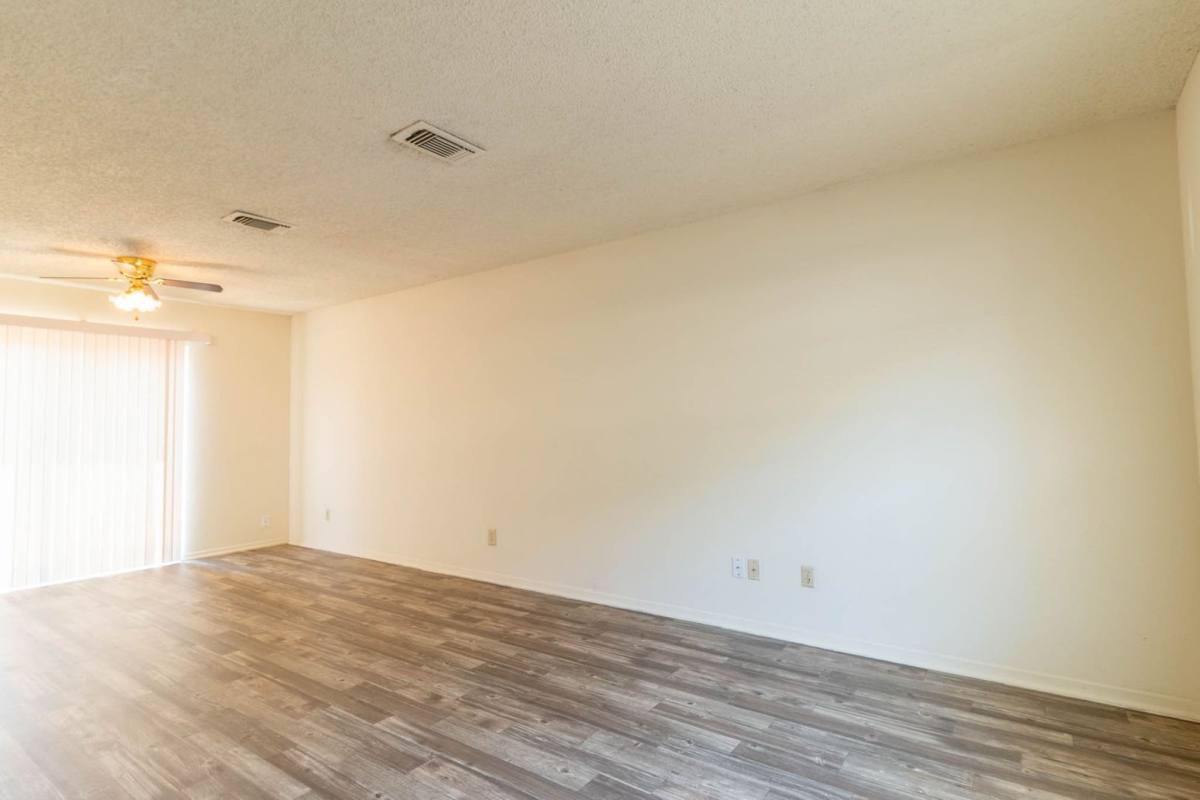 Apartment for rent at 922 Fannin St #101, Denton, TX 76201