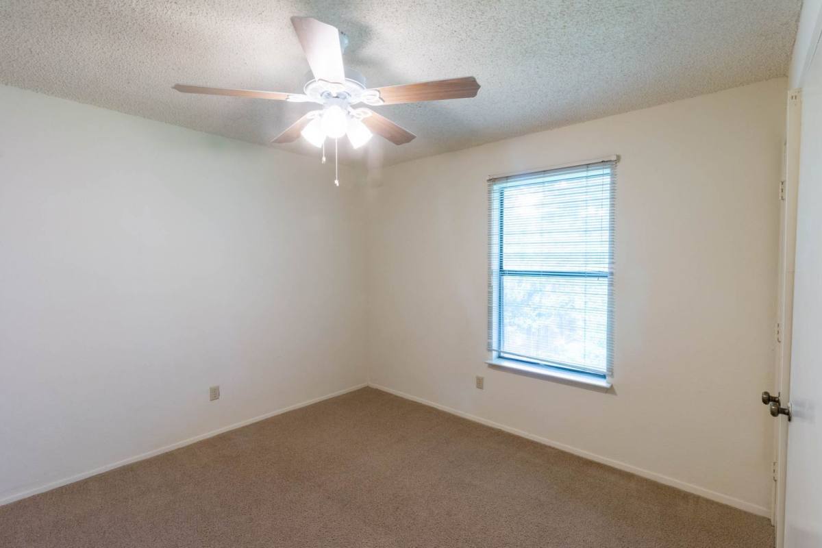 Apartment for rent at 922 Fannin St #101, Denton, TX 76201