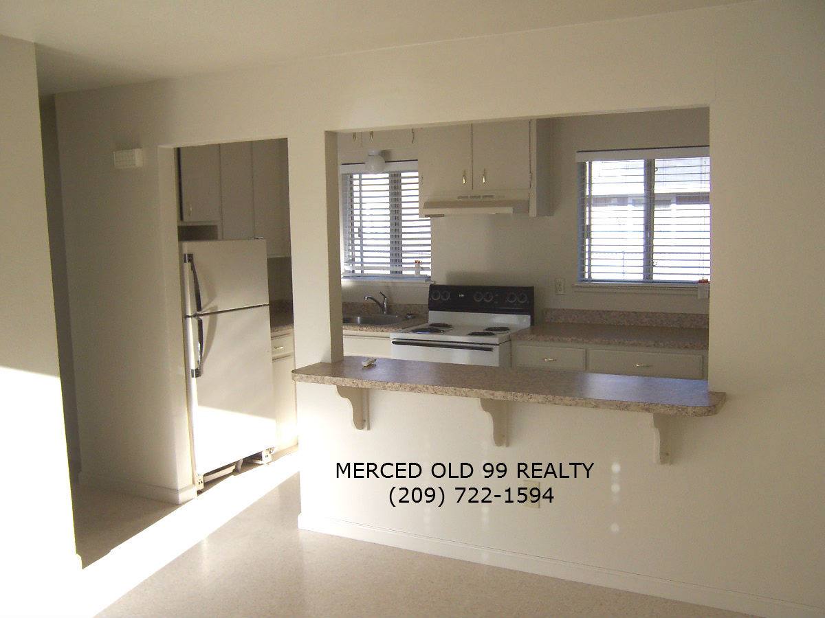 Apartment for rent at 101 E 12th St, Merced, CA 95341