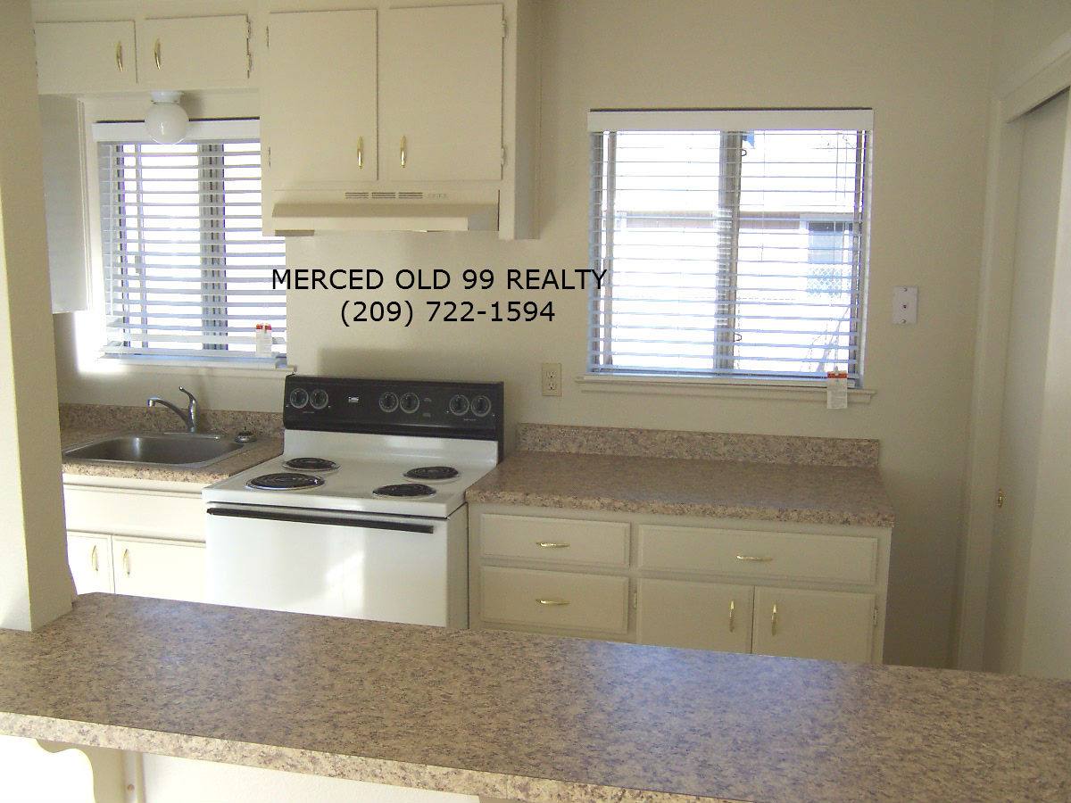 Apartment for rent at 101 E 12th St, Merced, CA 95341