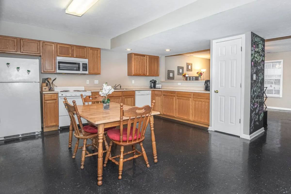 Apartment for rent at 314 W Riley Dr, Bloomington, IN 47404