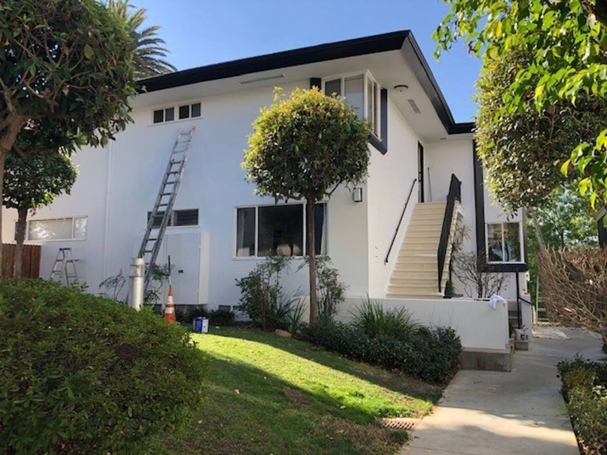 Apartment for rent at 1021 S Orange Grove Blvd, Pasadena, CA 91105