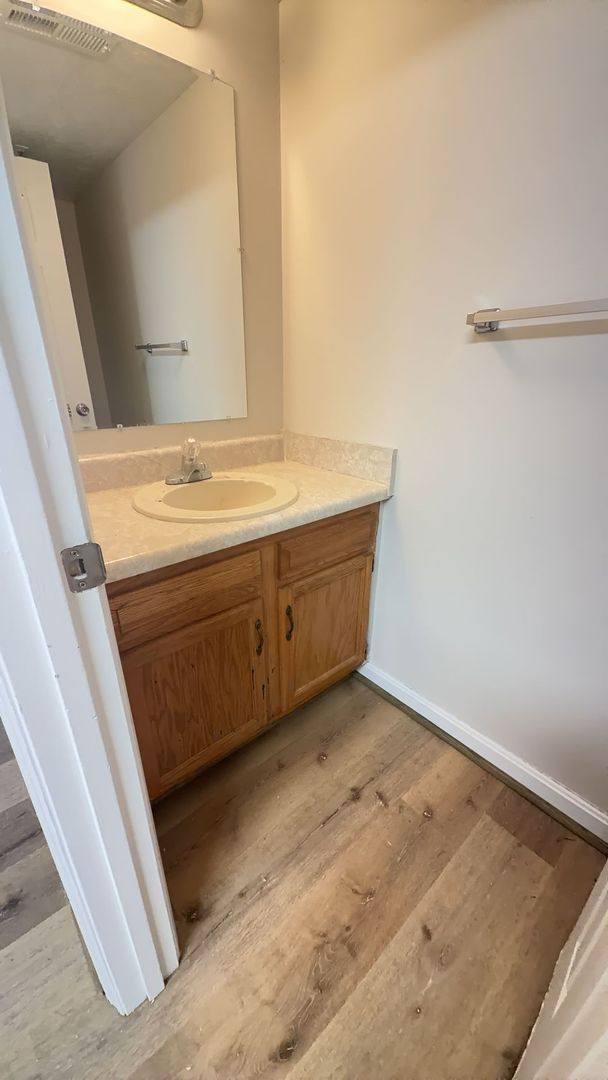 Apartment for rent at 2716 2718 Edison St #NE, Roanoke, VA 24012
