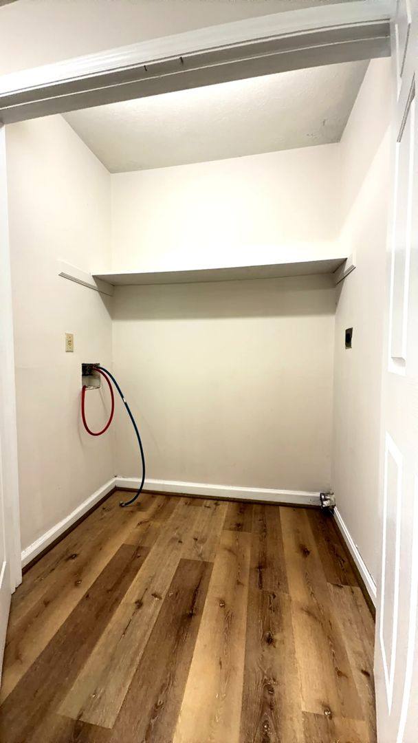 Apartment for rent at 2716 2718 Edison St #NE, Roanoke, VA 24012