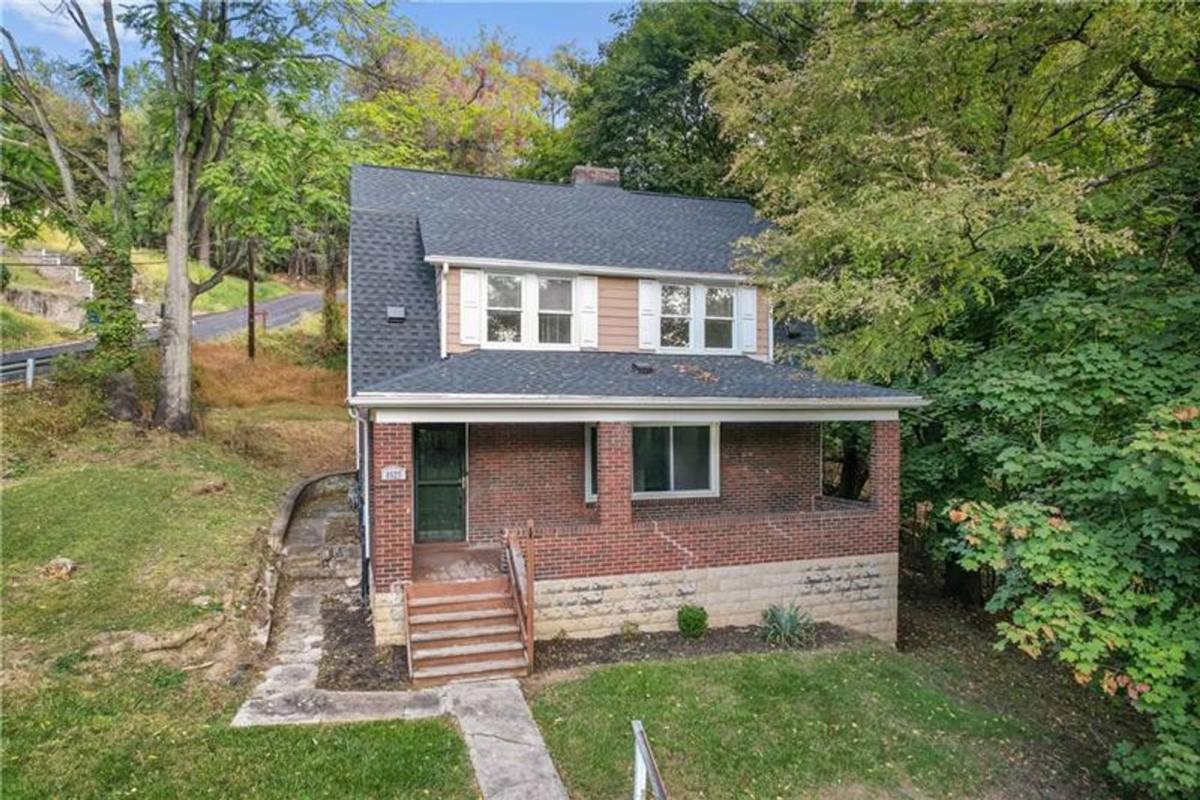 House for rent at 8527 Westwood Rd, Pittsburgh, PA 15235