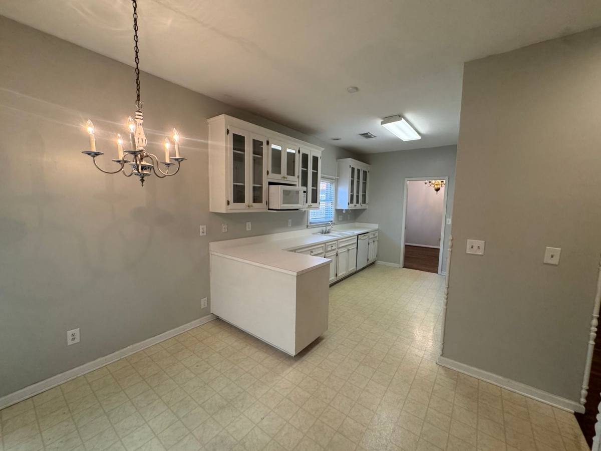 House for rent at 1450 Crenshaw Place S, Montgomery, AL 36106