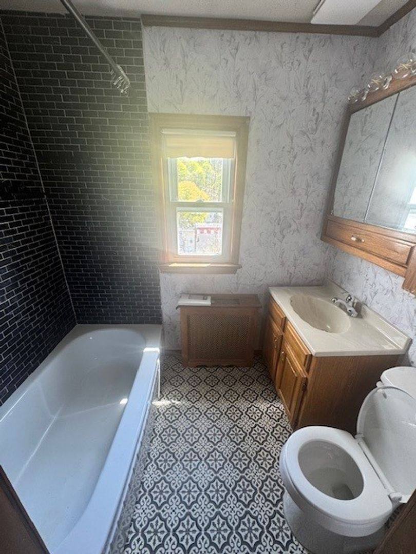 House for rent at 517 E Arch St, Pottsville, PA 17901