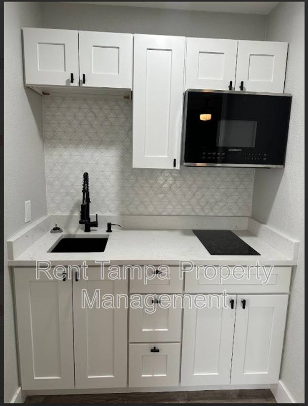 Apartment for rent at 680 22nd Ave S #12, Saint Petersburg, FL 33705