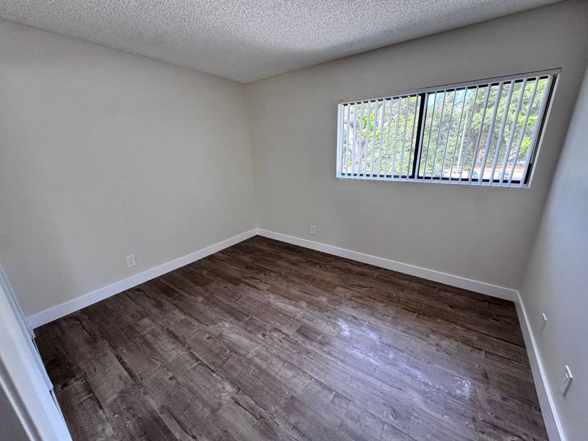 Apartment for rent at 8614 Foothill Blvd, Sunland, CA 91040