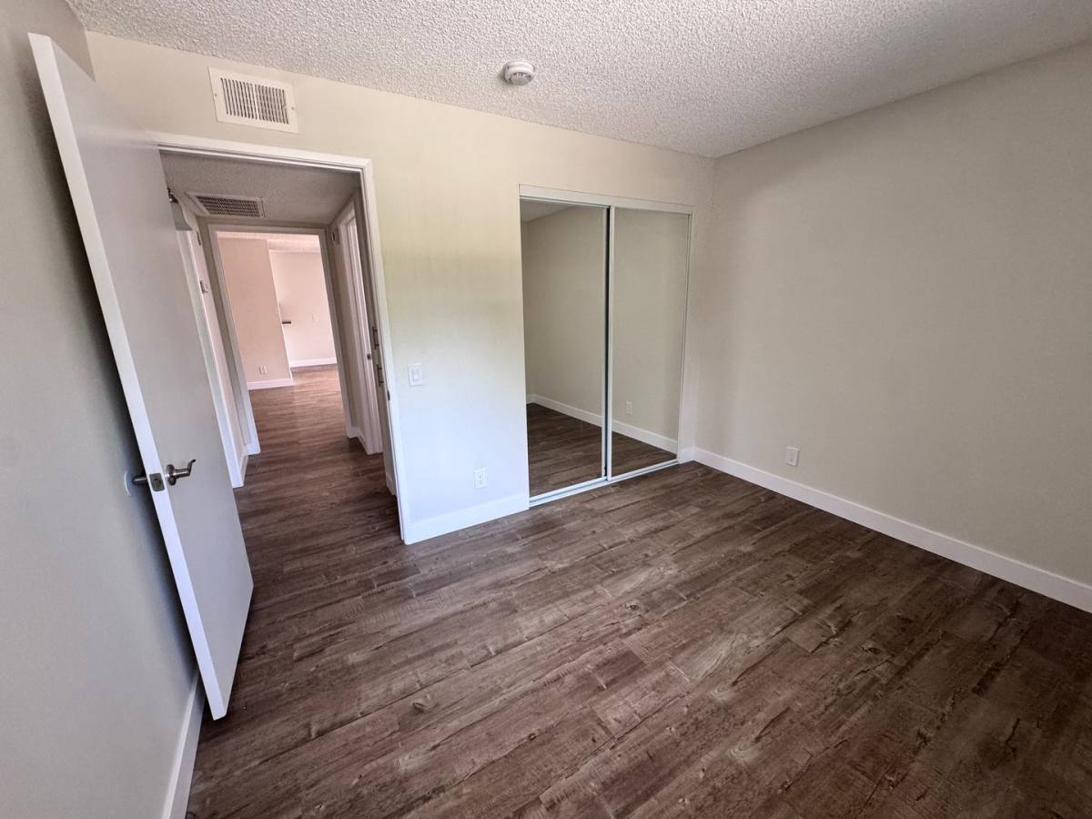 Apartment for rent at 8614 Foothill Blvd, Sunland, CA 91040