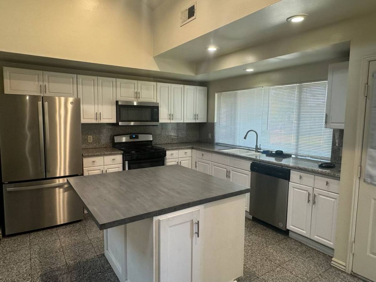 House for rent at 13516 Utica St, Whittier, CA 90605