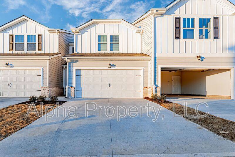 Townhouse for rent at 212 Round Back Way, Mauldin, SC 29662