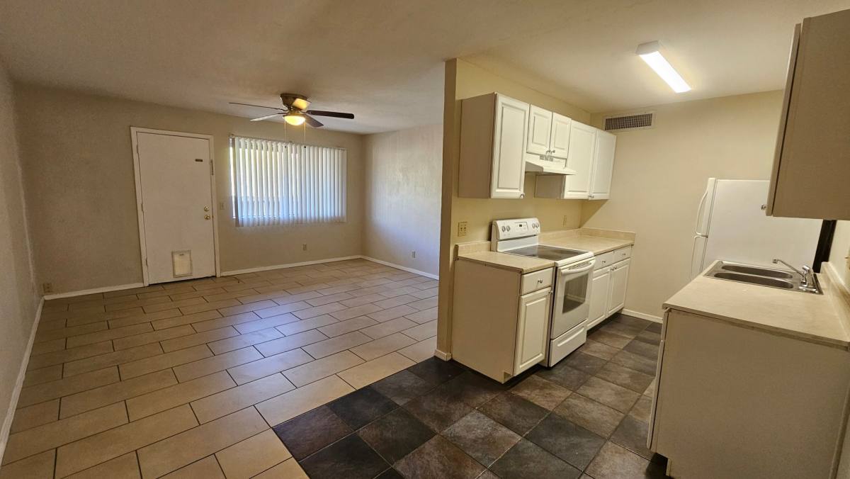 Apartment for rent at 5803 N Camino Esplendora, Tucson, AZ 85718