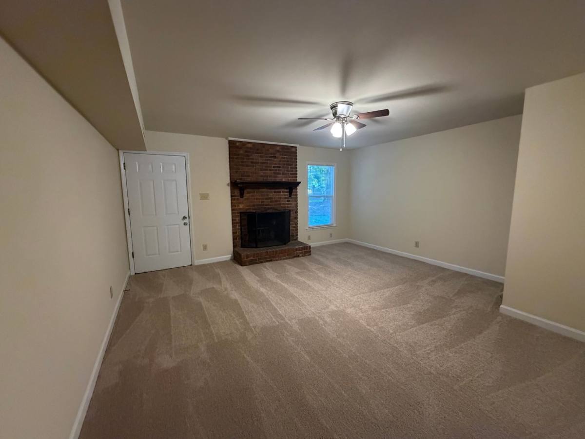 House for rent at 1644 India Hook Rd, Rock Hill, SC 29730