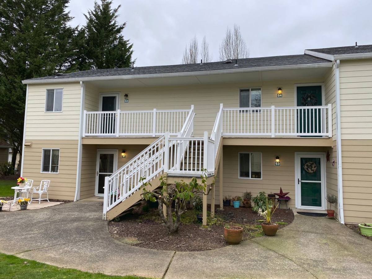 Condo for rent at 13216 NE Salmon Creek Ave, Vancouver, WA 98686