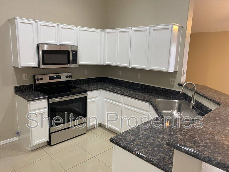 House for rent at 10834 W Wilshire Dr, Avondale, AZ 85392