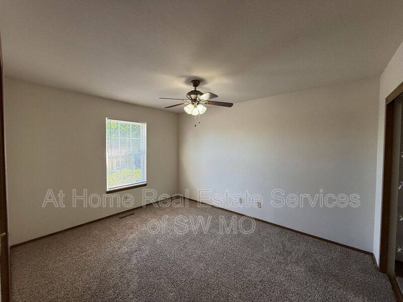 Apartment for rent at 881 N 22nd, Ozark, MO 65721