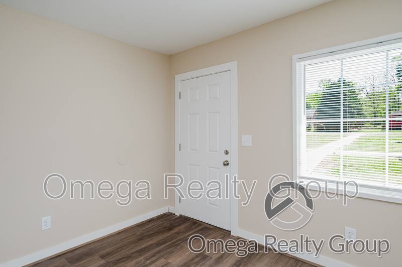 Apartment for rent at 12 E Clay St, Sylacauga, AL 35150