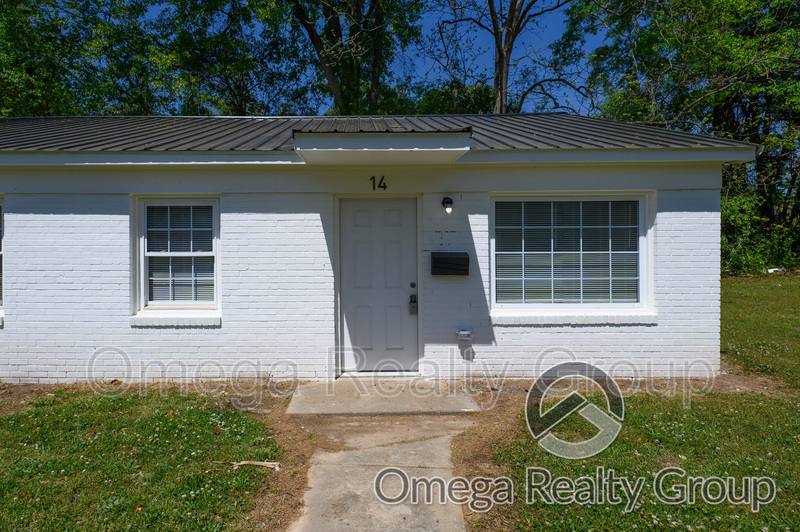 Apartment for rent at 14 E Clay St, Sylacauga, AL 35150