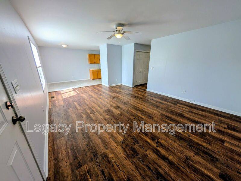House for rent at 527 S Anthony St, Burlington, NC 27215