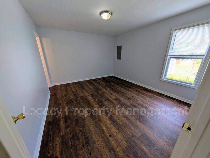 House for rent at 527 S Anthony St, Burlington, NC 27215