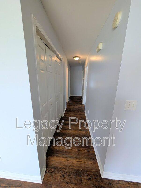 House for rent at 527 S Anthony St, Burlington, NC 27215