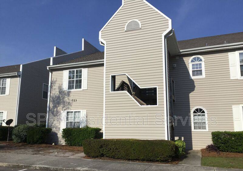 Apartment for rent at 723 Bragg Dr E, Wilmington, NC 28412