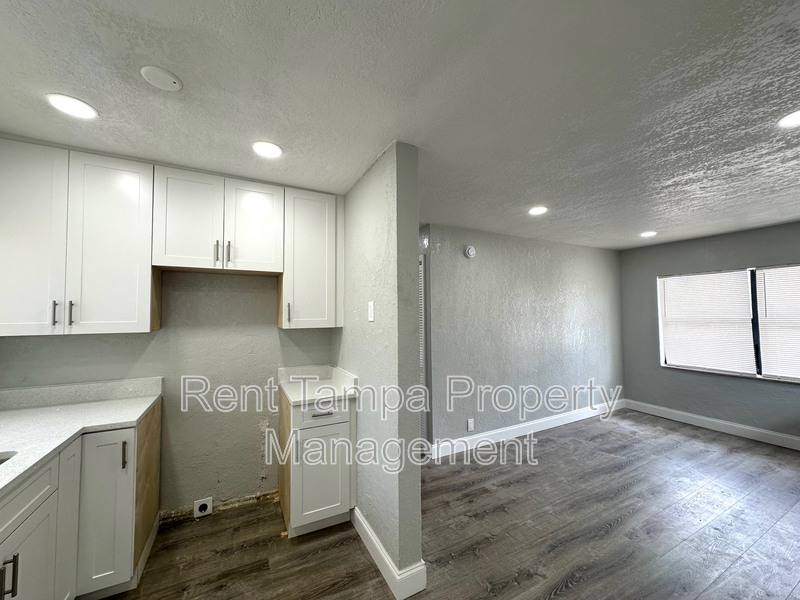 Apartment for rent at 1036 1 2 19th St S, Saint Petersburg, FL 33712