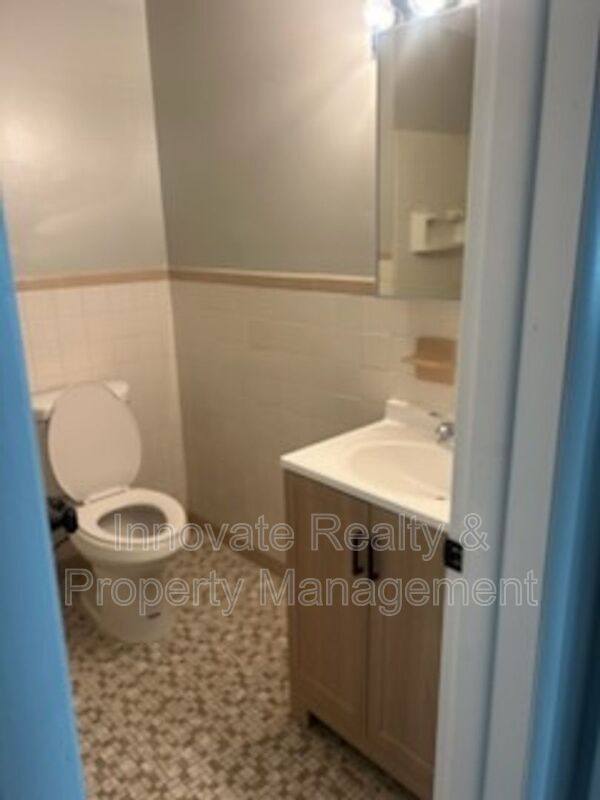 Apartment for rent at 29 E Logan Ave #11, Glenolden, PA 19036