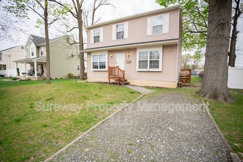 House for rent at 5729 Irving Ave, Merchantville, NJ 08109