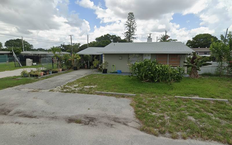 Apartment for rent at 977 Miner Rd #10, Lake Worth, FL 33462