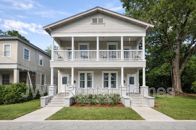 Apartment for rent at 1926 Walnut St, Jacksonville, FL 32206