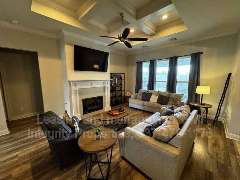 House for rent at 200 Tennyson Dr, Broussard, LA 70518