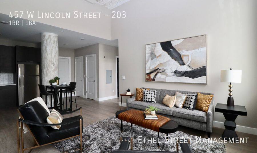 Apartment for rent at 457 W Lincoln St, Easton, PA 18042