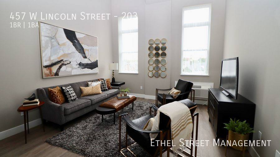 Apartment for rent at 457 W Lincoln St, Easton, PA 18042