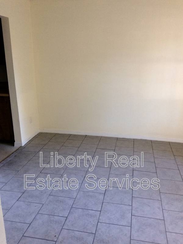 House for rent at 814 Lesa St, Hinesville, GA 31313