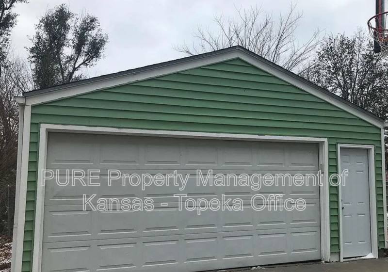 House for rent at 3520 SW Brendan Ave, Topeka, KS 66611