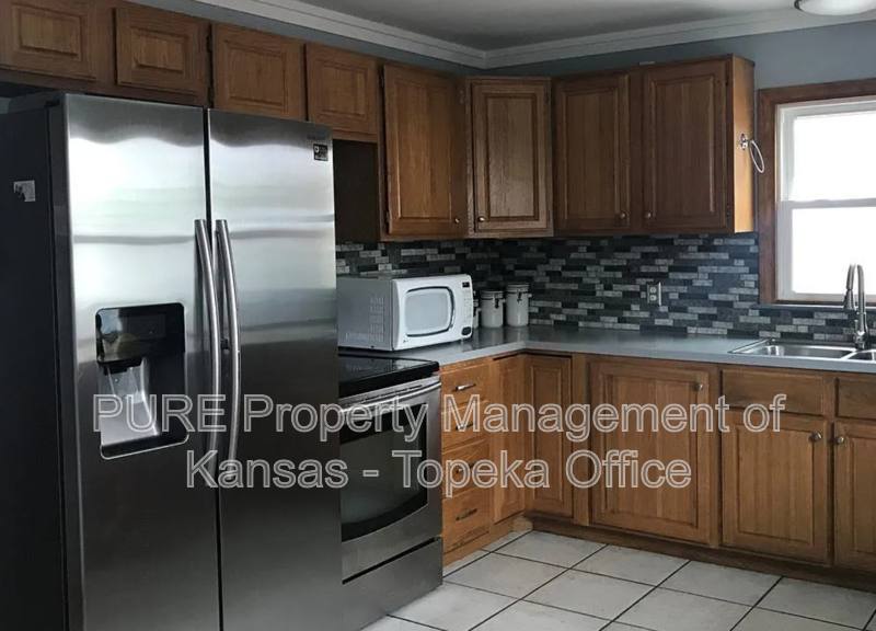 House for rent at 3520 SW Brendan Ave, Topeka, KS 66611