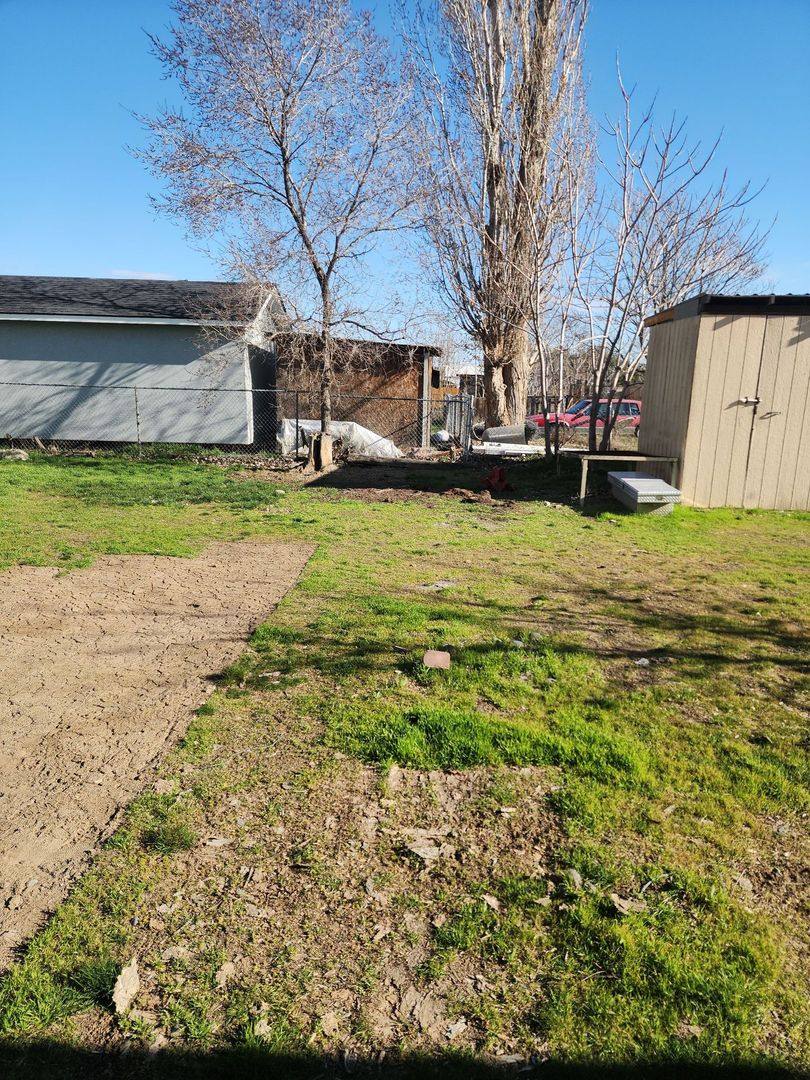 Townhouse for rent at 2707-2717 W Peninsula, Moses Lake, WA 98837