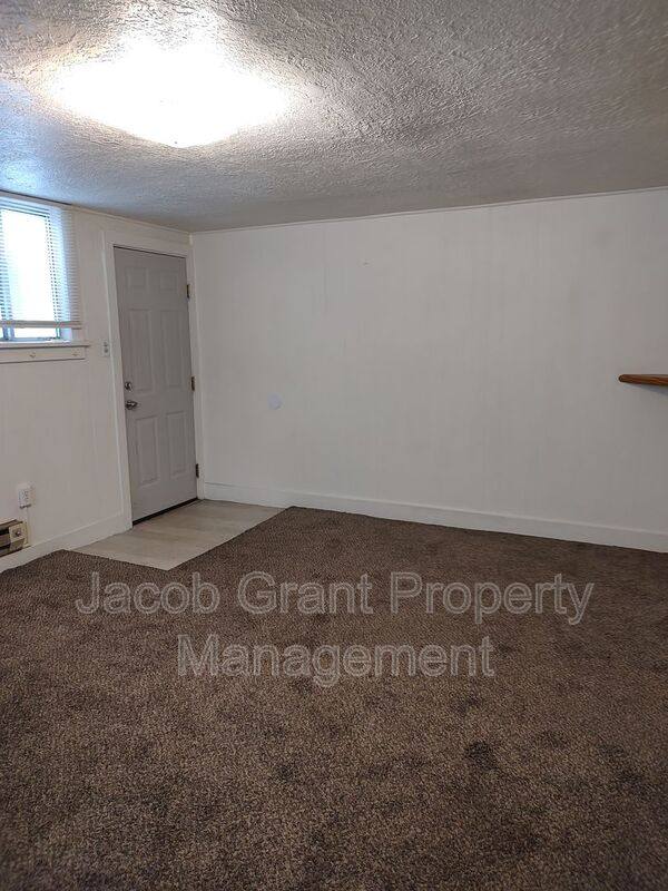 Apartment for rent at 618 S 4th Ave #4, Pocatello, ID 83204
