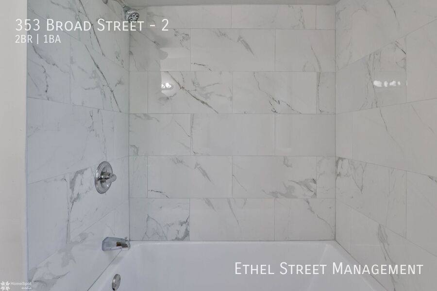 Apartment for rent at 353 Broad St, Emmaus, PA 18049