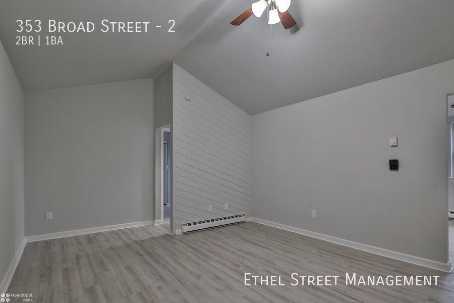 Apartment for rent at 353 Broad St, Emmaus, PA 18049