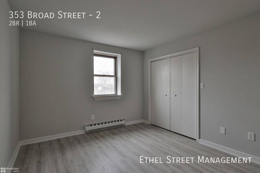 Apartment for rent at 353 Broad St, Emmaus, PA 18049