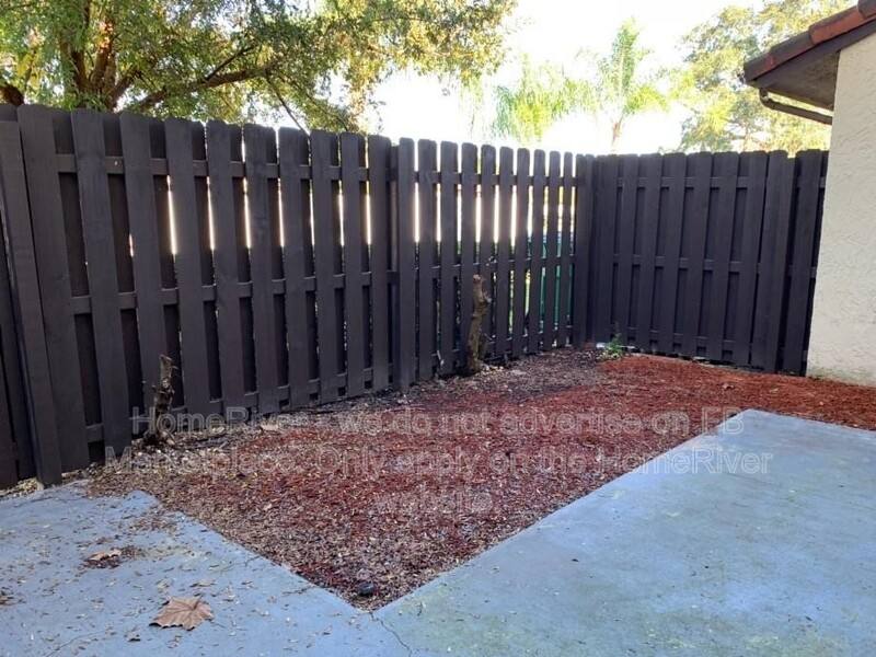 Townhouse for rent at 404 Hunter Circle, Kissimmee, FL 34758