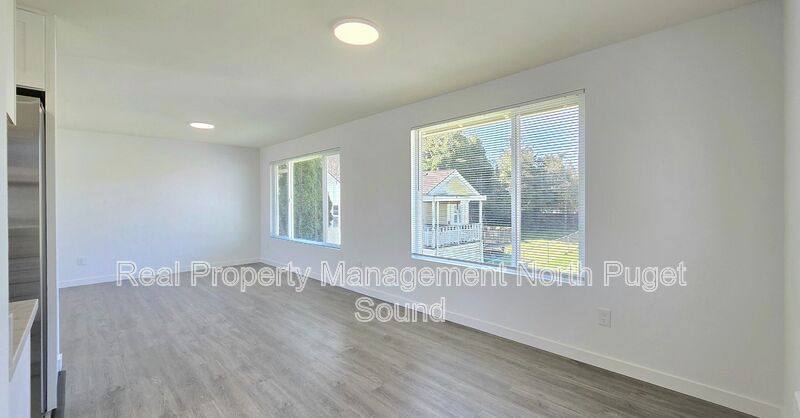 Apartment for rent at 1421 Pine St #B, Everett, WA 98201